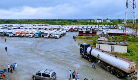 NNPC Buys Petrol From Dangote Refinery At N898/Litre, Mum on How Much Itll Sell To Marketers nnpc-buys-petrol-from-dangote-refinery-at-n898/litre,-mum-on-how-much-itll-sell-to-marketers