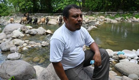 Honduran anti-mining activist who fought to save rivers is killed honduran-anti-mining-activist-who-fought-to-save-rivers-is-killed