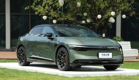 Zeekr Unveils Fastest-Charging EV Battery, Overtakes Tesla and BYD zeekr-unveils-fastest-charging-ev-battery,-overtakes-tesla-and-byd