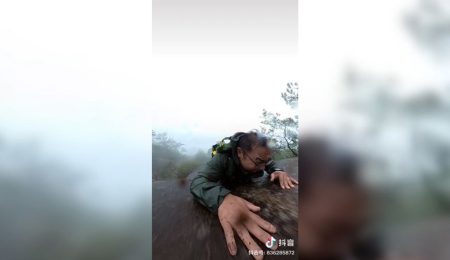 Hiker captures terrifying moment he fell down a mountain in eastern China hiker-captures-terrifying-moment-he-fell-down-a-mountain-in-eastern-china