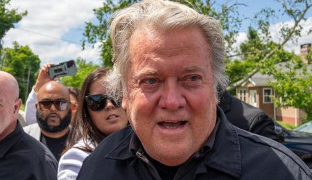 Former White House Chief Strategist Bannon Released After Serving Four-Month Prison Sentence former-white-house-chief-strategist-bannon-released-after-serving-four-month-prison-sentence