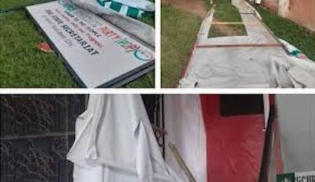 Suspected APC Thugs Attack PDP Secretariat In Edo, Destroy, Steal Properties Worth Millions suspected-apc-thugs-attack-pdp-secretariat-in-edo,-destroy,-steal-properties-worth-millions
