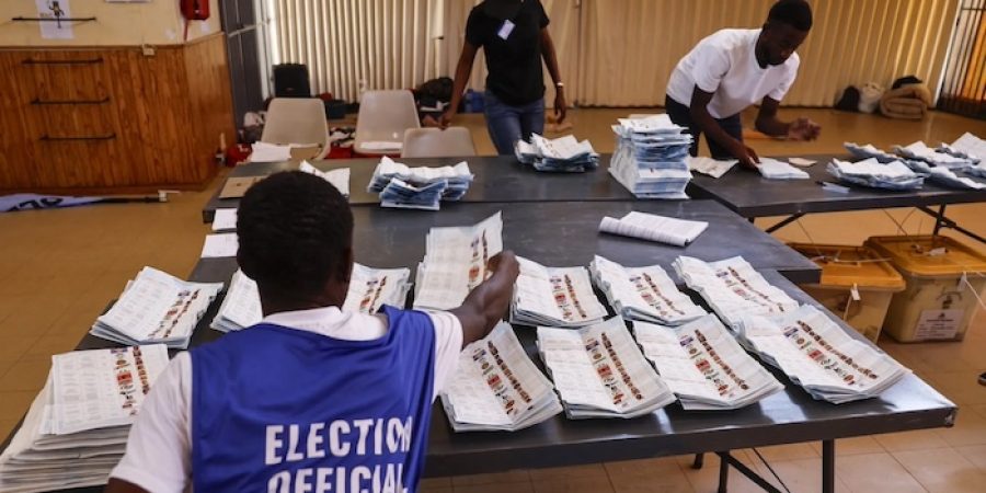 ghana-begins-vote-counting-after-tight-election