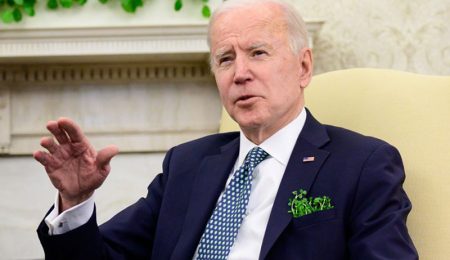 US Senators Urge Biden To Extend TikTok Deadline Amid Legal Battle us-senators-urge-biden-to-extend-tiktok-deadline-amid-legal-battle