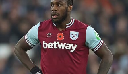 West Hams Michail Antonio Released from Hospital After Breaking Leg in Crash west-hams-michail-antonio-released-from-hospital-after-breaking-leg-in-crash