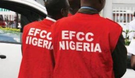 EFCC Arrests 4 Chinese, 105 Nigerians in Abuja Over Alleged Internet Fraud efcc-arrests-4-chinese,-105-nigerians-in-abuja-over-alleged-internet-fraud