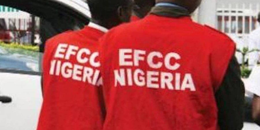 EFCC Arrests 4 Chinese, 105 Nigerians in Abuja Over Alleged Internet Fraud efcc-arrests-4-chinese,-105-nigerians-in-abuja-over-alleged-internet-fraud