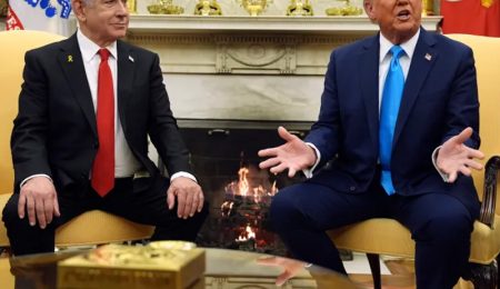 Trump Proposes US Takeover of Gaza, Suggests Economic Transformation trump-proposes-us-takeover-of-gaza,-suggests-economic-transformation