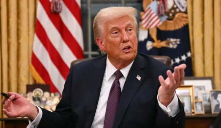 US to Impose New Tariffs on Mexico, Canada, and China Starting March 4 us-to-impose-new-tariffs-on-mexico,-canada,-and-china-starting-march-4