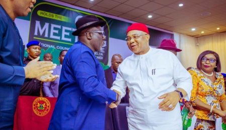 APC Leaders Meet Delta Defectors, Uzodimma Says No End To Ongoing Defection apc-leaders-meet-delta-defectors,-uzodimma-says-no-end-to-ongoing-defection