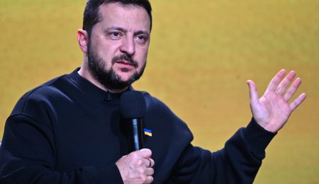 Zelensky Accuses Russia of Stalling as Trump Pushes for Ukraine Ceasefire zelensky-accuses-russia-of-stalling-as-trump-pushes-for-ukraine-ceasefire