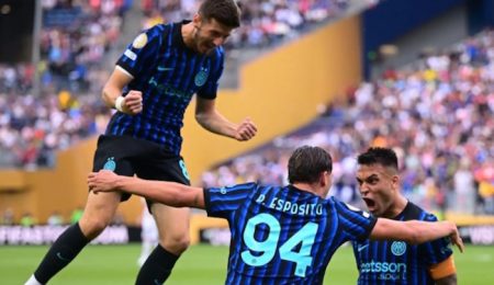 Inter Milan Score Late to Seal 20 Victory and Advance Past River Plate inter-milan-score-late-to-seal-20-victory-and-advance-past-river-plate