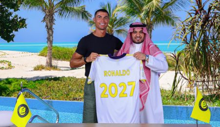 Cristiano Ronaldo Signs Two-Year Al-Nassr Extension, Set To Play Beyond 42 cristiano-ronaldo-signs-two-year-al-nassr-extension,-set-to-play-beyond-42