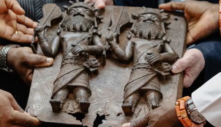 US Museum of Fine Arts Boston Returns Two Looted Artworks to Oba of Benin us-museum-of-fine-arts-boston-returns-two-looted-artworks-to-oba-of-benin