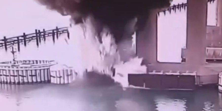 Ukraine Strikes Crimeas Kerch Bridge with Underwater Explosives, Says Security Service ukraine-strikes-crimeas-kerch-bridge-with-underwater-explosives,-says-security-service