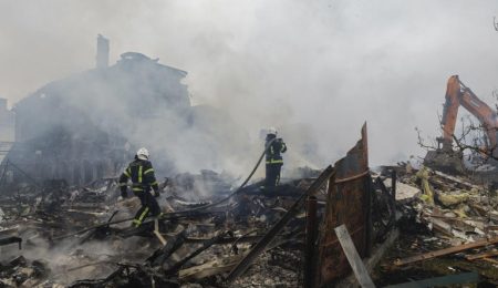 Russia Launches One of Its Largest Aerial Assaults on Ukraine, Killing Four in Kyiv russia-launches-one-of-its-largest-aerial-assaults-on-ukraine,-killing-four-in-kyiv