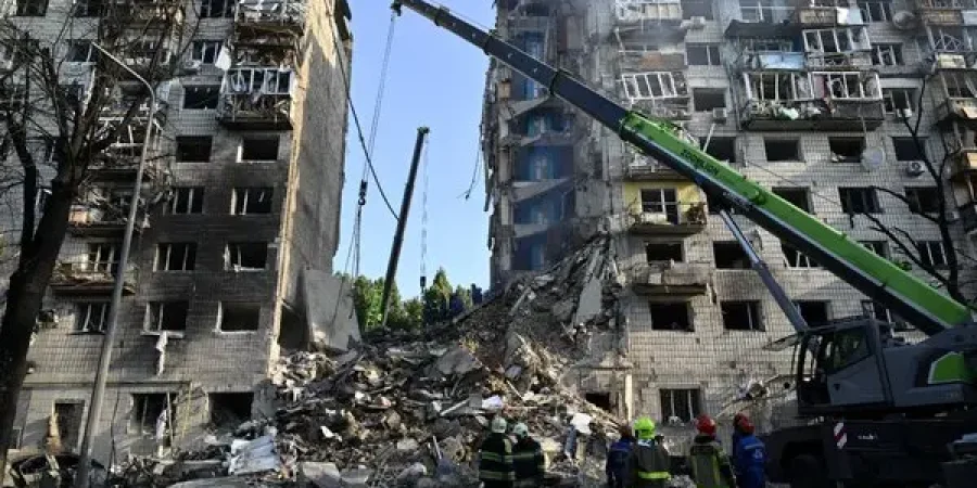 Kyiv Suffers Worst Russian Air Assault Since War Began, Dozens Injured kyiv-suffers-worst-russian-air-assault-since-war-began,-dozens-injured