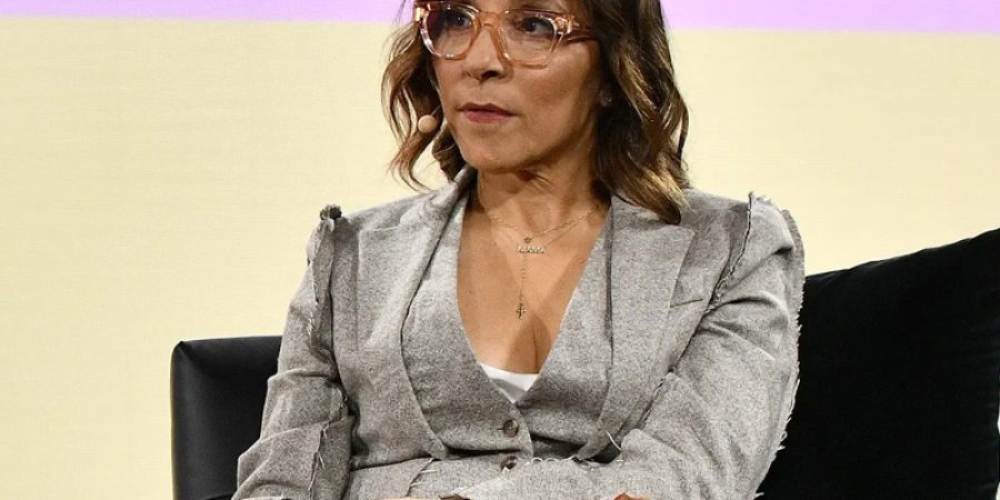 Linda Yaccarino Steps Down as CEO of Elon Musks X After Two Years linda-yaccarino-steps-down-as-ceo-of-elon-musks-x-after-two-years