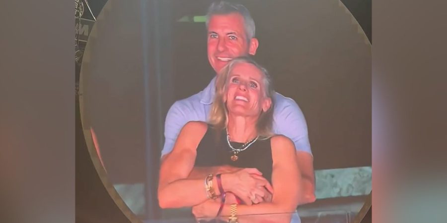 Astronomer CEO Placed on Leave After Viral Concert Embrace Sparks Rumours of Affair astronomer-ceo-placed-on-leave-after-viral-concert-embrace-sparks-rumours-of-affair
