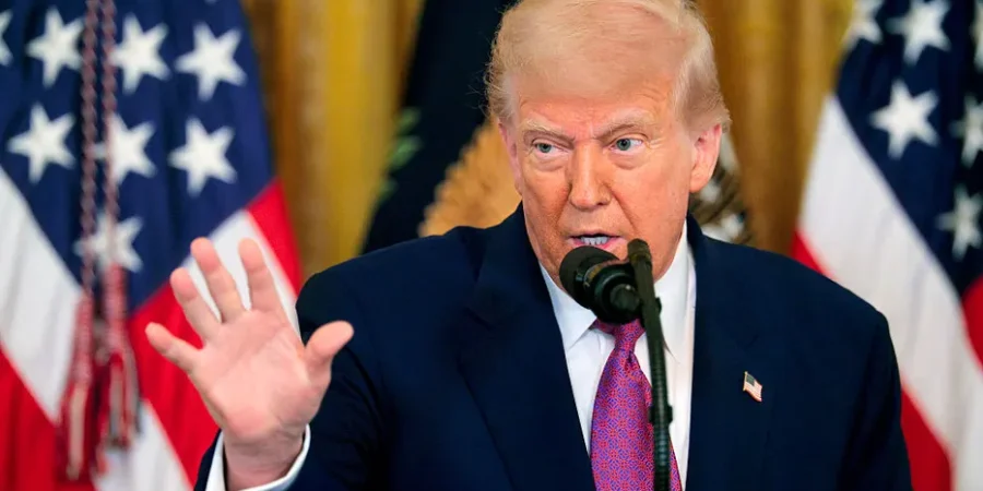 Trump Urges Ukraine To Abandon NATO Bid, Crimea Claim Ahead Of Meeting With Zelenskiy trump-urges-ukraine-to-abandon-nato-bid,-crimea-claim-ahead-of-meeting-with-zelenskiy