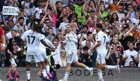 Man United Held To 1-1 Draw As Emile Smith Rowe Secures Late Equaliser For Fulham man-united-held-to-1-1-draw-as-emile-smith-rowe-secures-late-equaliser-for-fulham