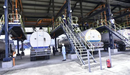 Dangote Refinery Petrol Unit Offline Amid Catalyst Leaks, Repairs To Last Two Weeks dangote-refinery-petrol-unit-offline-amid-catalyst-leaks,-repairs-to-last-two-weeks