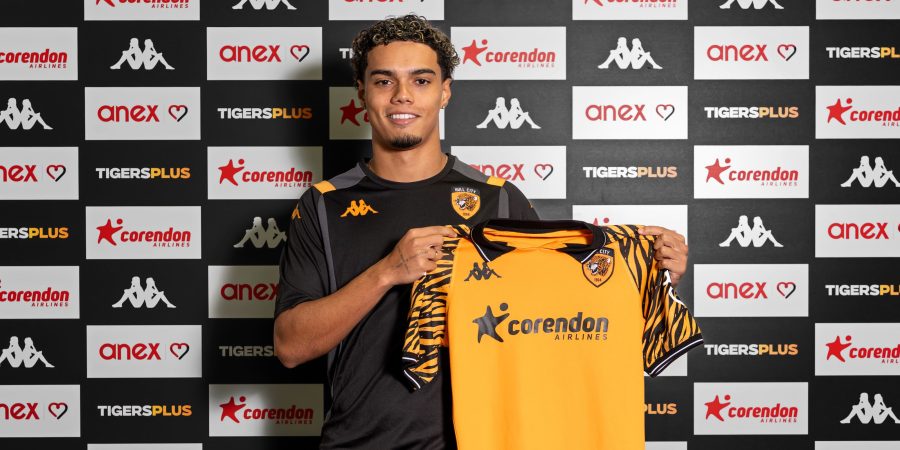 Ronaldinhos Son João Mendes Signs One-Year Deal With Hull City After Barcelona Exit ronaldinhos-son-joao-mendes-signs-one-year-deal-with-hull-city-after-barcelona-exit
