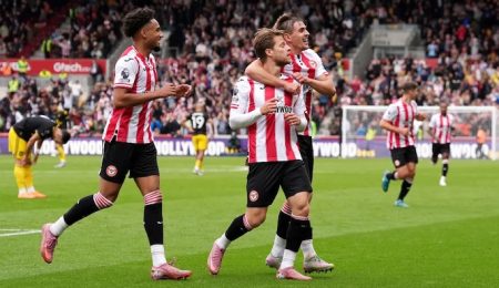 Brentford Punish Manchester United As Fernandes Misses Penalty In Costly Defeat brentford-punish-manchester-united-as-fernandes-misses-penalty-in-costly-defeat