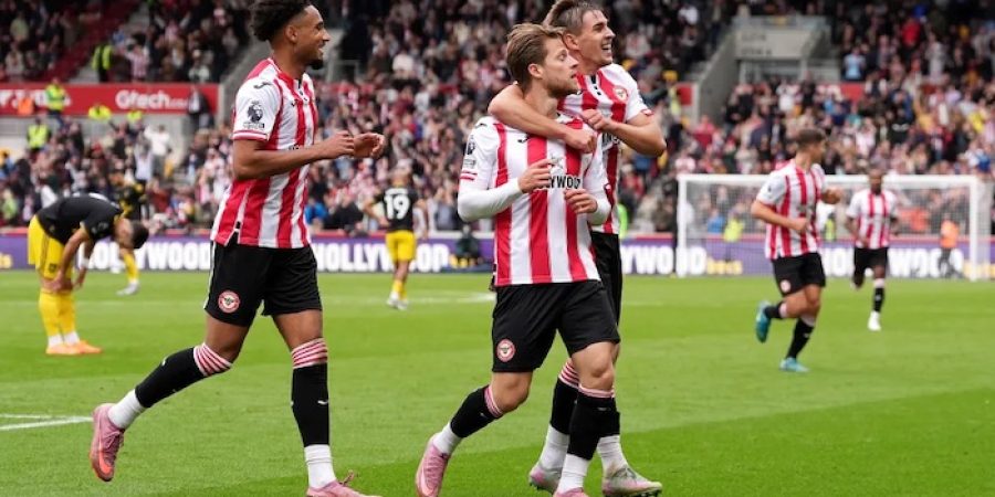Brentford Punish Manchester United As Fernandes Misses Penalty In Costly Defeat brentford-punish-manchester-united-as-fernandes-misses-penalty-in-costly-defeat