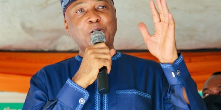 Saraki Blasts AbdulRazaq: Youre Failing To Protect Kwara People saraki-blasts-abdulrazaq:-youre-failing-to-protect-kwara-people