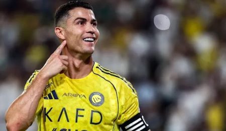 Cristiano Ronaldo Becomes Footballs First Billionaire cristiano-ronaldo-becomes-footballs-first-billionaire