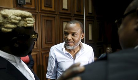 nnamdi-kanu-opts-to-defend-himself-as-legal-team-withdraws-from-treason-trial