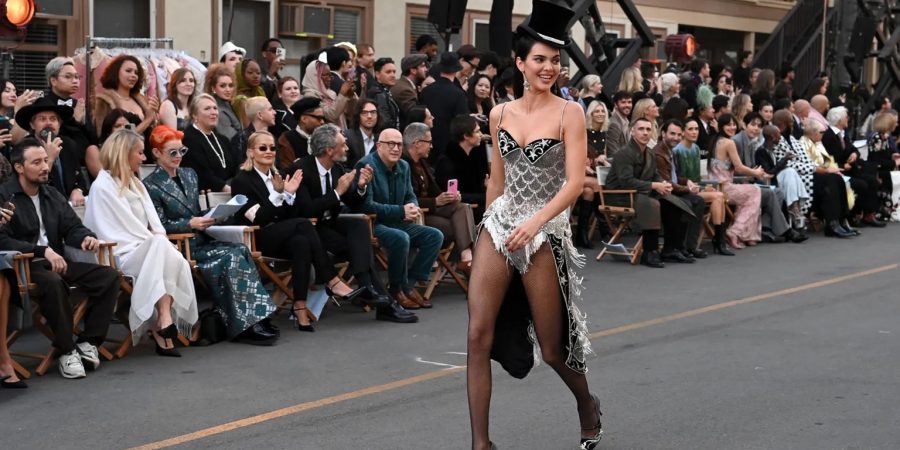 Hollywood Shines As Film, Fashion Icons Unite For Night Of Glamour, Fantasy At Vogue World hollywood-shines-as-film,-fashion-icons-unite-for-night-of-glamour,-fantasy-at-vogue-world