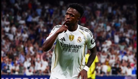 vinicius-jr-apologises-to-real-madrid-fans-for-outburst-during-el-clasico-substitution