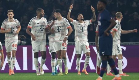 Ten-Man Bayern Beat PSG 2-1 In Paris To Maintain Perfect Champions League Record ten-man-bayern-beat-psg-2-1-in-paris-to-maintain-perfect-champions-league-record