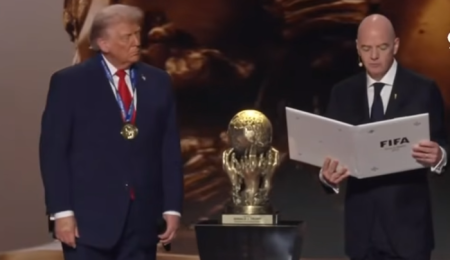 fifa-awards-inaugural-peace-prize-to-us-president-trump