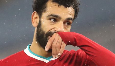 mohamed-salah:-ive-been-thrown-under-the-bus-by-liverpool