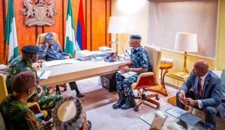 tinubu-confers-with-service-chiefs-as-100-abducted-niger-students-remain-in-captivity