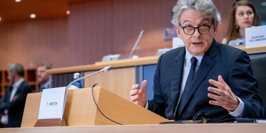 us-bars-ex-eu-commissioner-and-activists-over-alleged-social-media-censorship-push