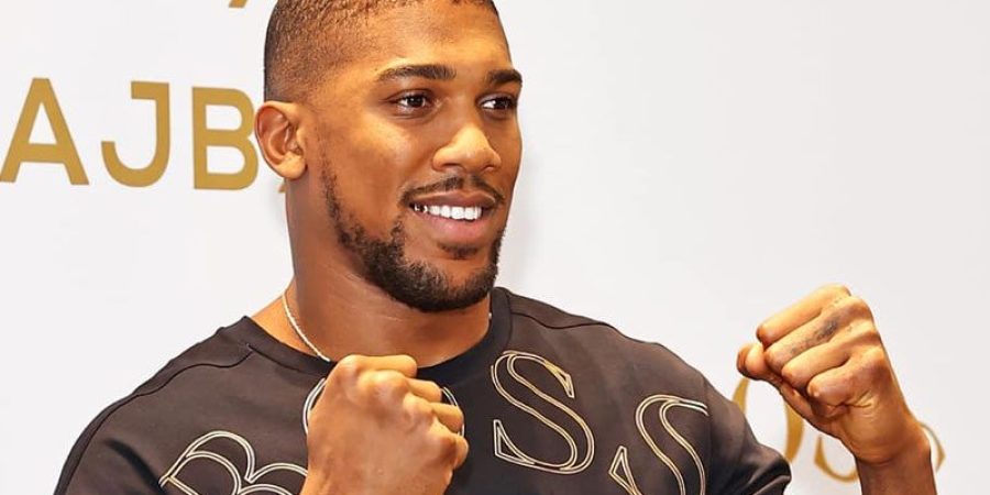 fatal-crash:-fury,-usyk,klitschko,-otherscommiserate-with-joshua,-pay-tribute-to-dead-associates