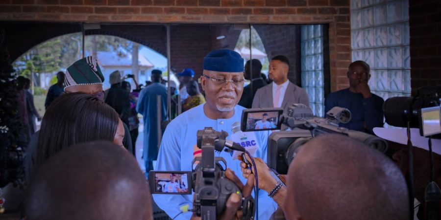 ipele-attack:-aiyedatiwa-orders-intensified-patrols-after-assault-on-police-station