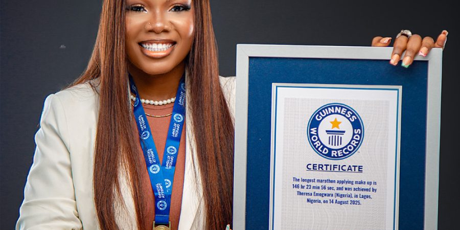 tesglam-receives-guinness-world-records-plaque-for-146-hour-makeup-marathon
