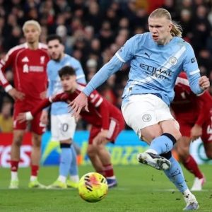 haaland-stoppage-time-penalty-keeps-man-city-in-title-race-with-2-1-win-over-liverpool