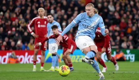 haaland-stoppage-time-penalty-keeps-man-city-in-title-race-with-2-1-win-over-liverpool
