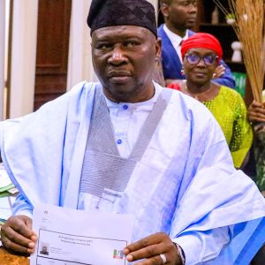 governor-fintiri-assumes-leadership-of-apc-in-adamawa,-pledges-unity-and-party-strength