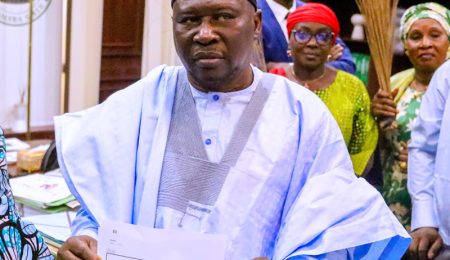 governor-fintiri-assumes-leadership-of-apc-in-adamawa,-pledges-unity-and-party-strength