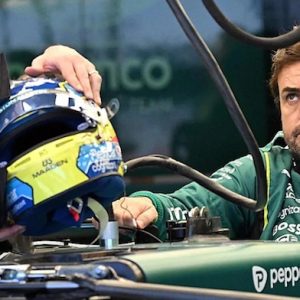 f1:-aston-martin-warns-honda-engine-vibrations-could-cause-driver-nerve-damage