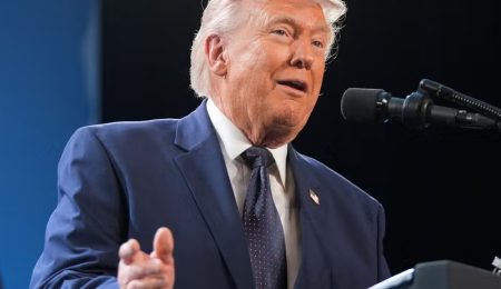 oil-falls-below-$90-as-trump-signals-possible-end-to-iran-war