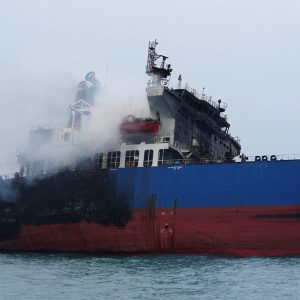 oil-tankers-ablaze-near-iraq-as-iranian-strikes-defy-trumps-victory-claim