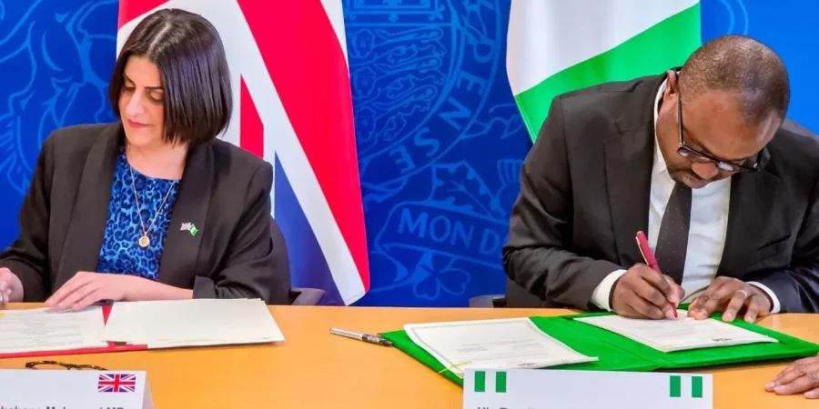 Nigeria, UK Sign Deportation Pact To Fast-Track Return Of Visa Overstayers nigeria,-uk-sign-deportation-pact-to-fast-track-return-of-visa-overstayers